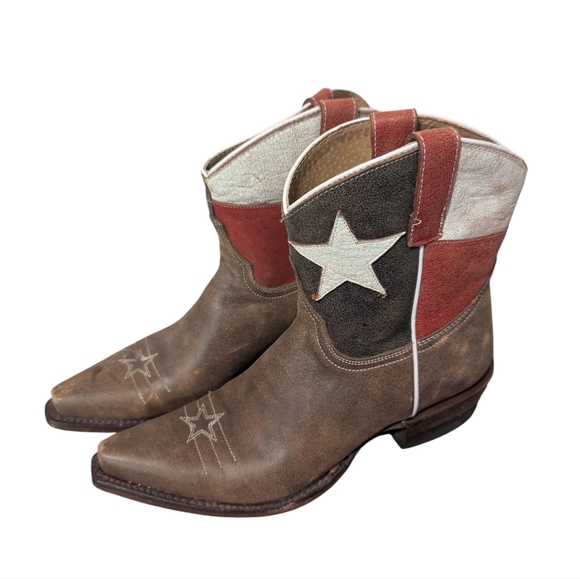 Roper, Vintage Rebal Texas Star, Handcrafted Cowboy Boots, Size 7 - Picture 1 of 6